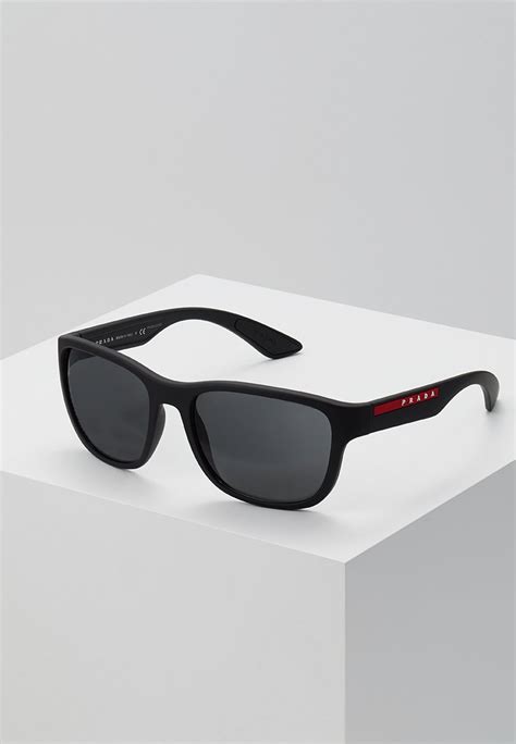 prada linea rossa 60 black